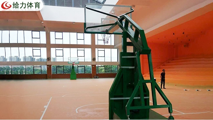 東莞固定籃球架價錢實在 東莞籃球架廠家建設美麗鄉村給力同行